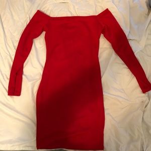 Off the shoulder red bodycon dress